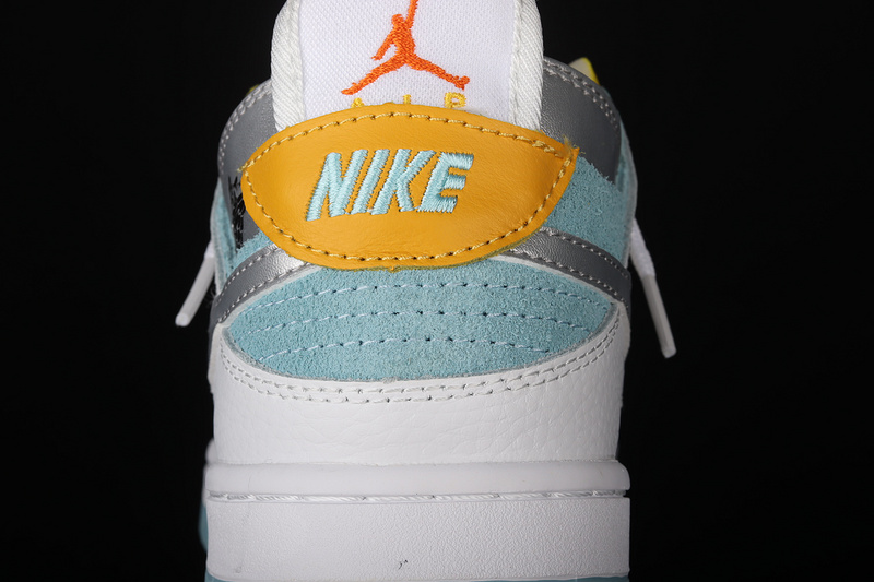 Sb Dunk Low Light Blue/White/Yellow-Red 17