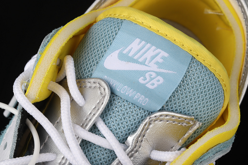 Sb Dunk Low Light Blue/White/Yellow-Red 31