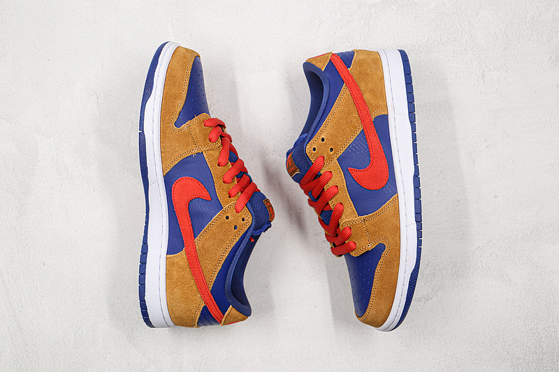 Dunk Low Sb Wheat/Light Fusion Red/Dark Blue 17