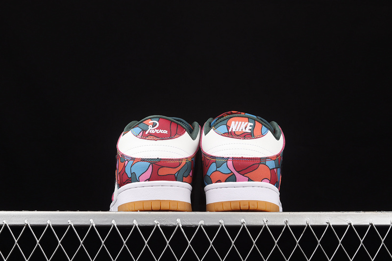 Parra X Dunk Low Pro Sb Abstract Art Fire Pink/Gym Red/Mocha/White/Royal Blue 3