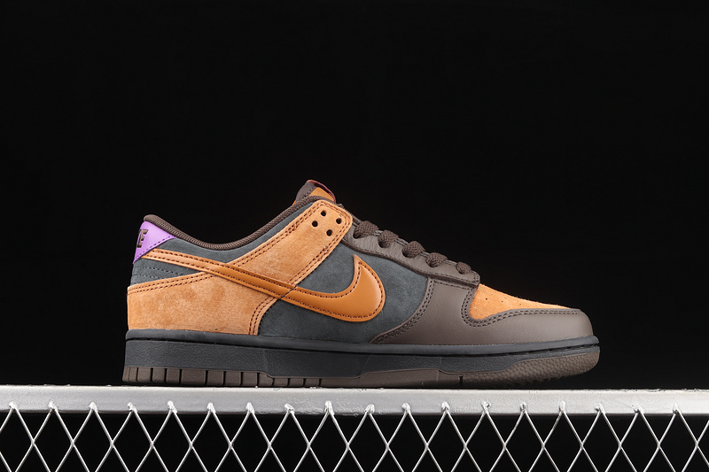 Sb Dunk Low Premium Cider Off Noir/Cider/Dark Chocolate/Wild 9