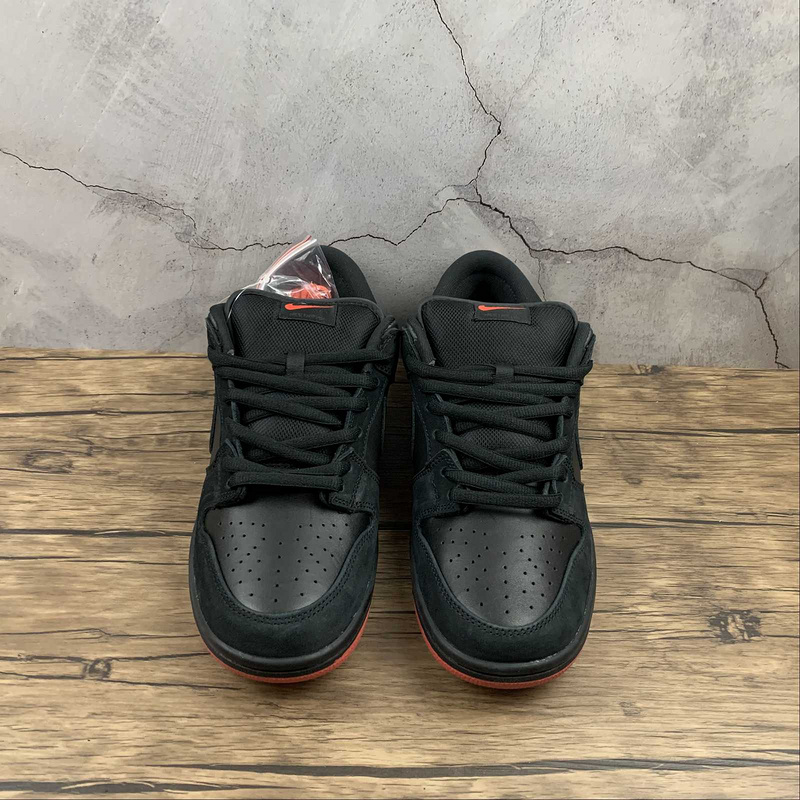 Dunk Sb Low Trd Qs Black Pigeon Black/Sienna 9