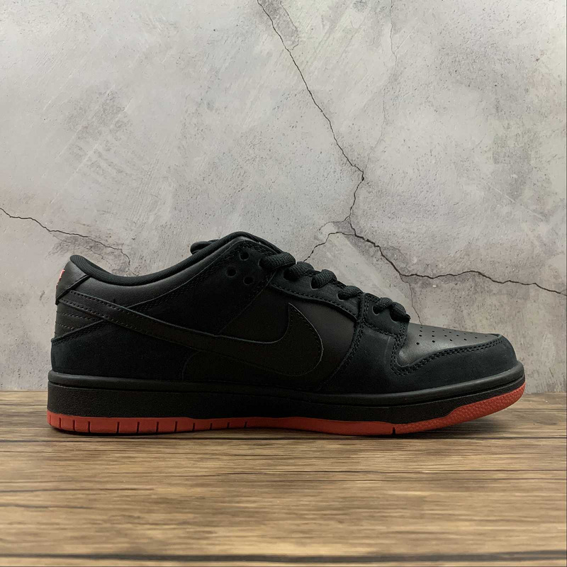 Dunk Sb Low Trd Qs Black Pigeon Black/Sienna 33