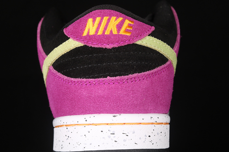 Sb Dunk Low Red Plum/Black-Taxi-Citron 25