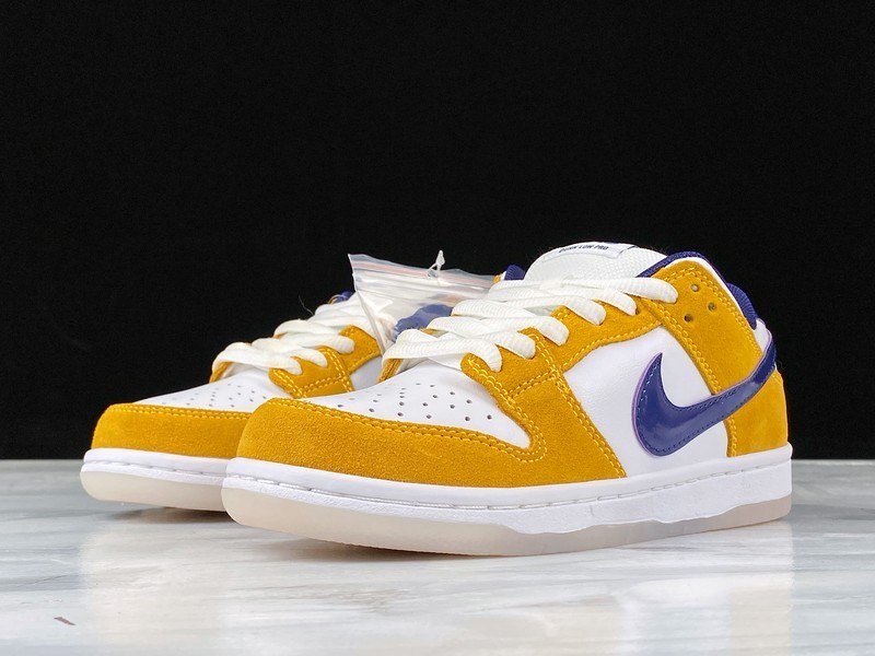 Sb Dunk Low White/Regency Purple-Laser Orange 5