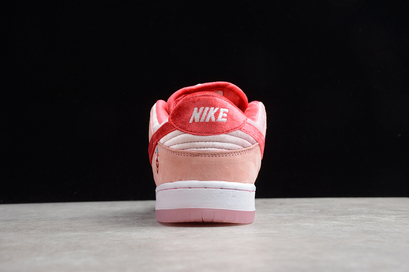 Gz Sb Dunk Low Strangelove Skateboards Regular Box Pink/Red-White 13