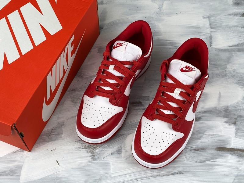 Sb Dunk Low White/University Red 9