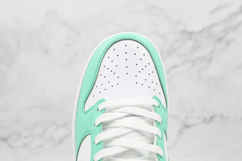 Sb Dunk Low Green Glow White/Green Glow/White 5