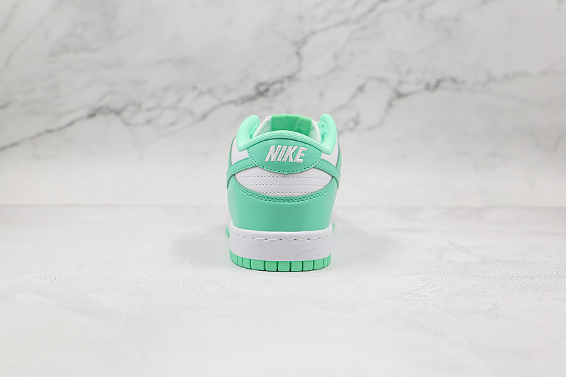 Sb Dunk Low Green Glow White/Green Glow/White 11