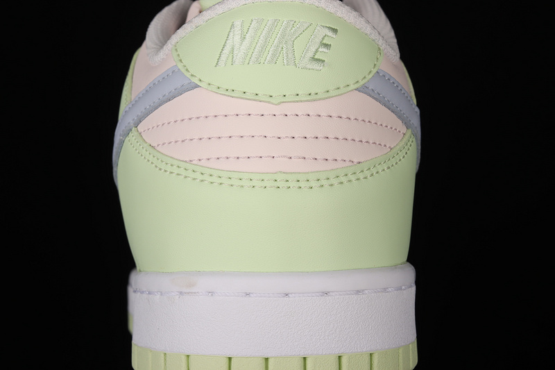 Sb Dunk Low Light Soft Pink/Ghost/Lime Ice/White 15