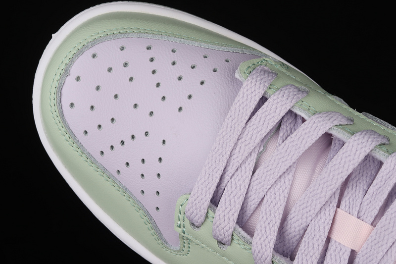 Sb Dunk Low Lime Ice Light Soft Pink/Ghost/Lime Ice/White 3