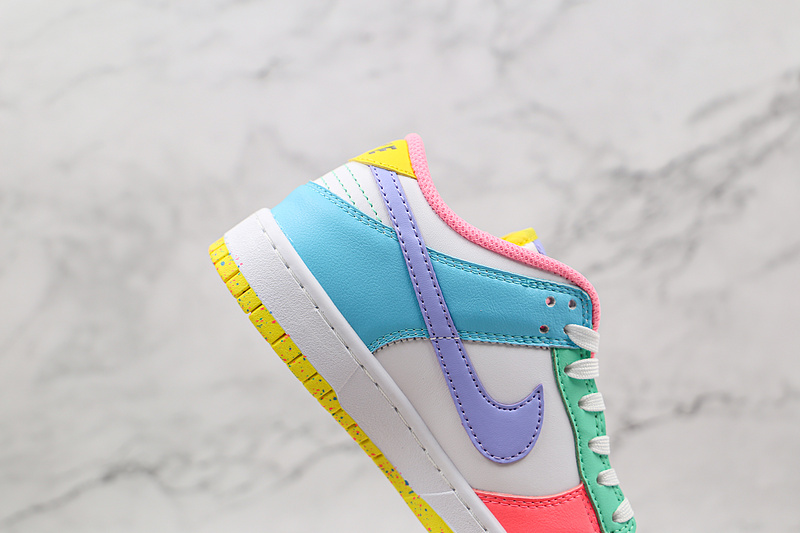 Sb Dunk Low Se Easter White/Green Glow/Sunset Pulse 13