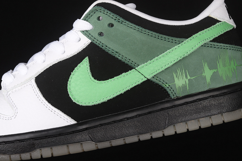 Dunk Low Premium Sb C & K Black/Acid/White 29