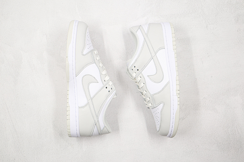 Sb Dunk Low Photon Dust White/Photon Dust/White 3