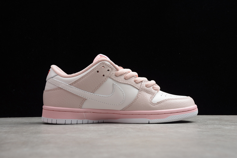 Sb Dunk Low Infrared Pink/White 9