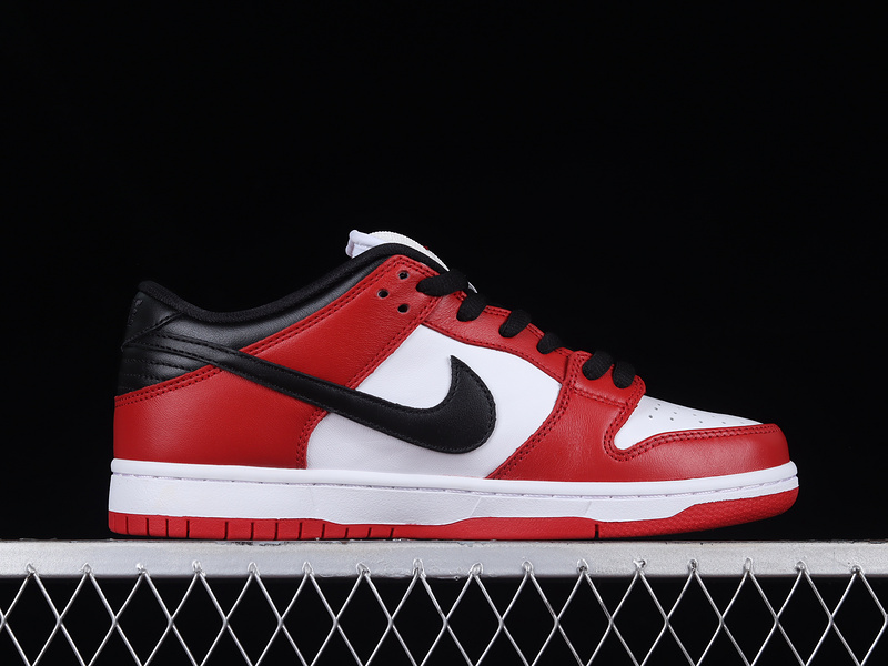 Dunk Low Sb White/Red/Black 3