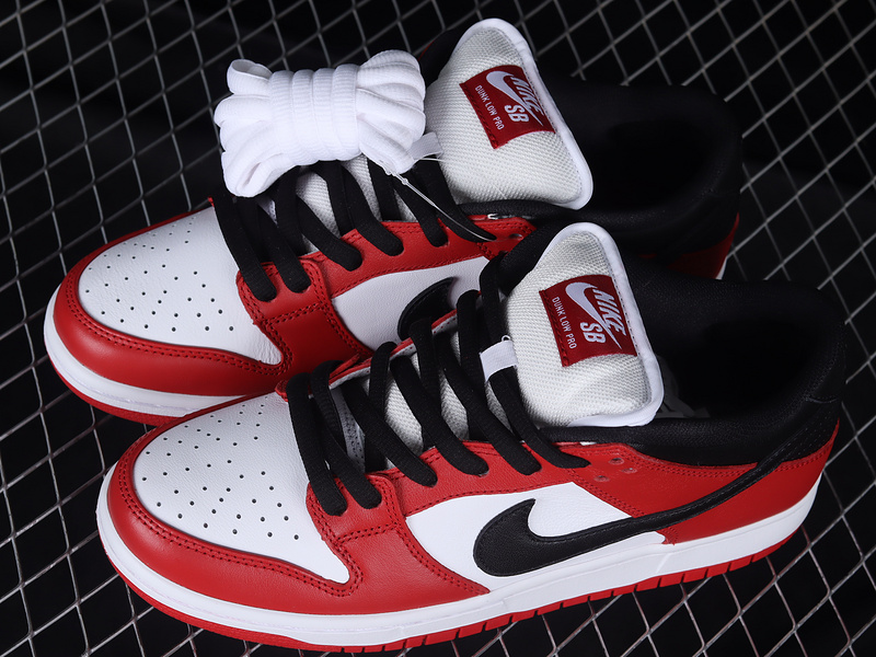 Dunk Low Sb White/Red/Black 27