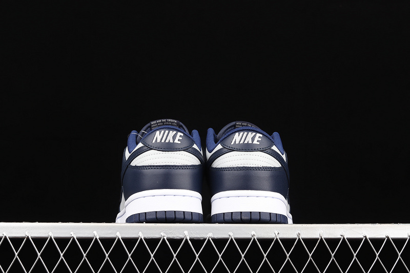 Sb Dunk Low Georgetown Hoyas Dark Obsidian/White/Grey 3