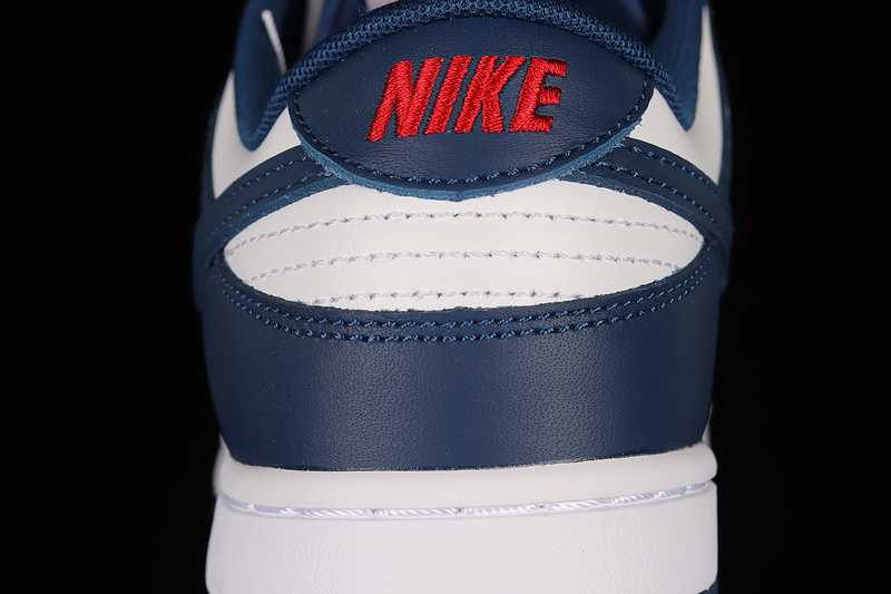 Dunk Low White/University Red/Valerian Blue 9