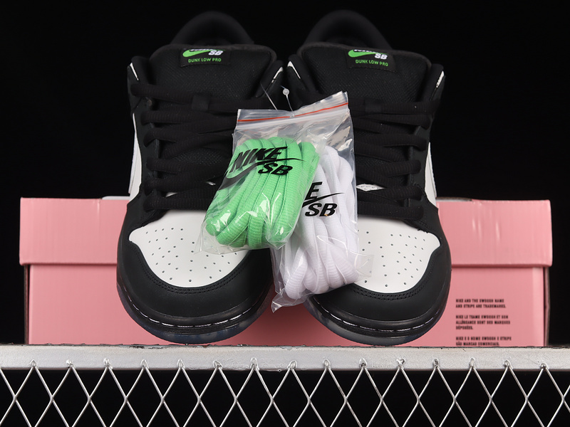 Jeff Staple X Dunk Low Pro Sb Panda Pigeon Black/White 31