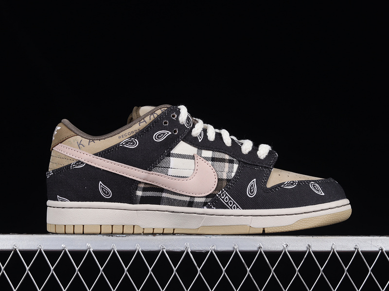 Travis Scott Sb Dunk Low Black/Parachute Beige/Petra Brown 11