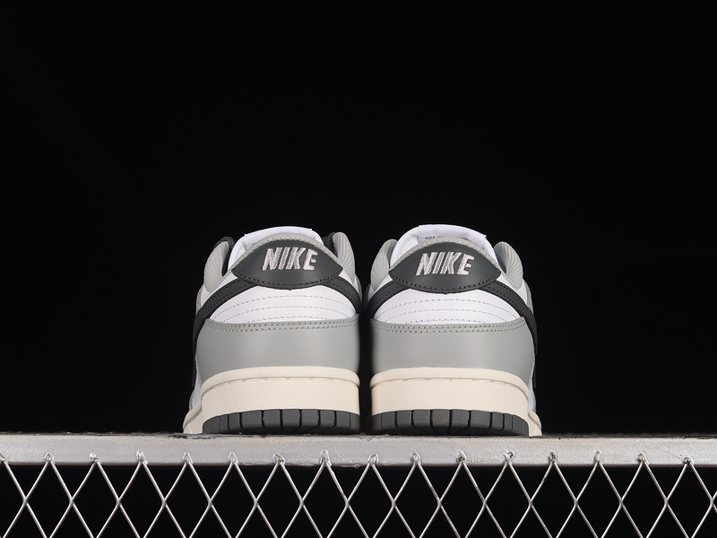 Dunk Low White/Light Smoke Grey/Black 5