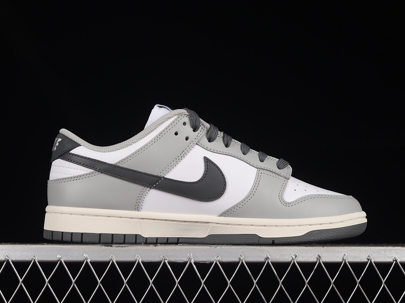 Dunk Low White/Light Smoke Grey/Black 21