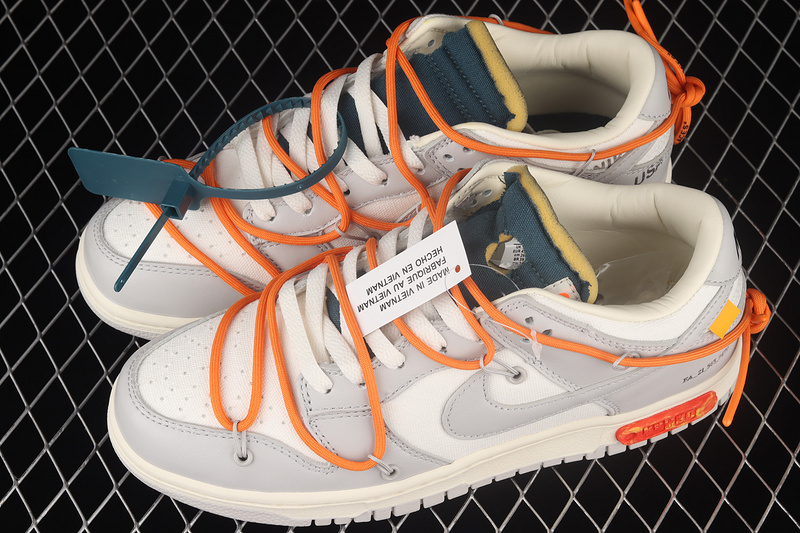 Ow X Sb Dunk Low Lot 44 Of 50 Sail/Neutral Grey/Alpha Orange 3