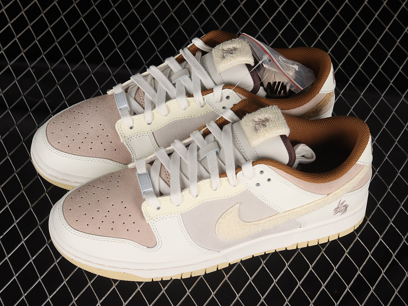 Dunk Low Year Of The Rabbit Fossil Stone/Coconut Milk/Sail 9