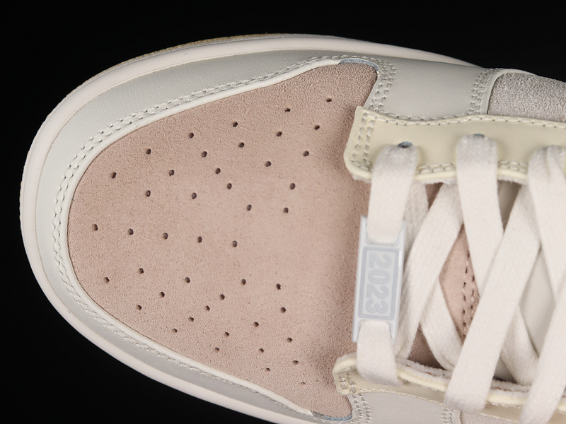 Dunk Low Year Of The Rabbit Fossil Stone/Coconut Milk/Sail 15