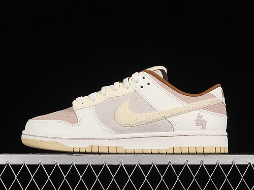 Dunk Low Year Of The Rabbit Fossil Stone/Coconut Milk/Sail 17