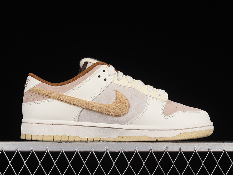 Dunk Low Year Of The Rabbit Fossil Stone/Coconut Milk/Sail 23