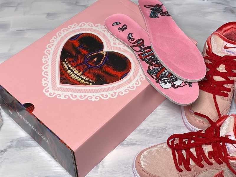 Sb Dunk Low Strangelove Skateboards Regular Box Pink/Red-White 29