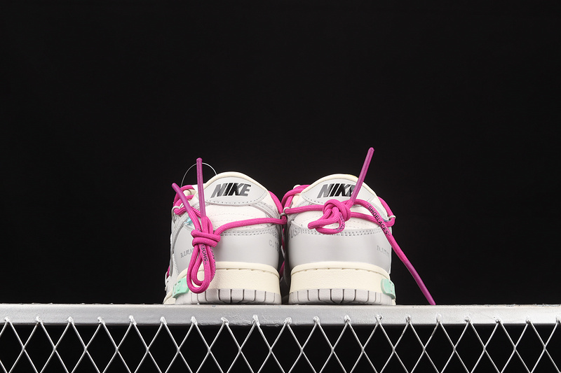 Ow X Sb Dunk Low 04 Of 50 White/Light Grey/Pink 31