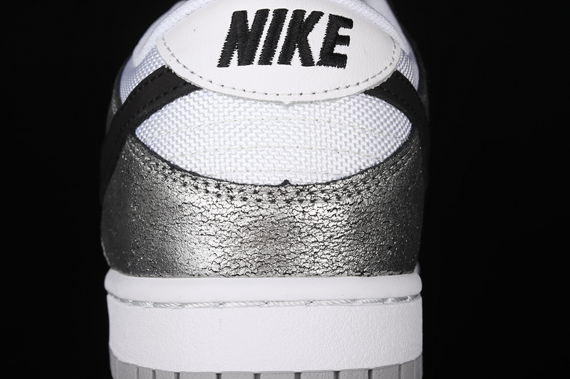 Sb Dunk Low Shimmer Silver/Black/White 13