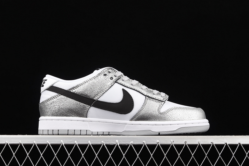 Sb Dunk Low Shimmer Silver/Black/White 17