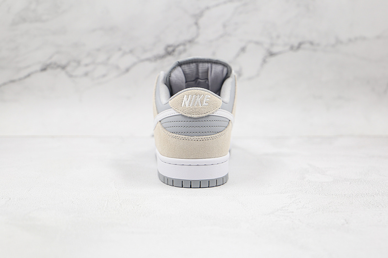 Sb Dunk Low Trd Summit White/Wolf Grey 7