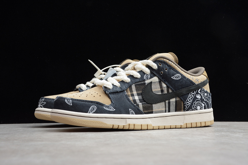 Gz Sb Dunk Low Travis Scott Black/Parachute Beige-Petra Brown 15