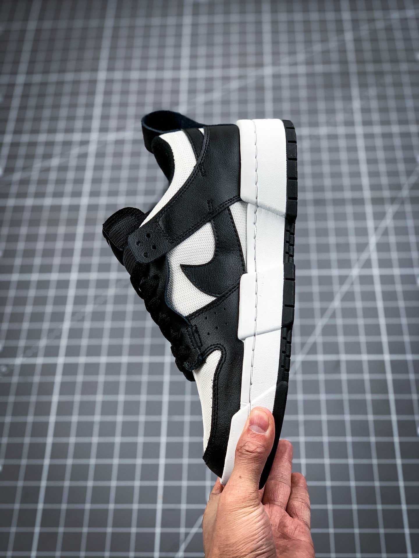 Sb Dunk Low Disrupt Pro Qs Black/Black/White 17