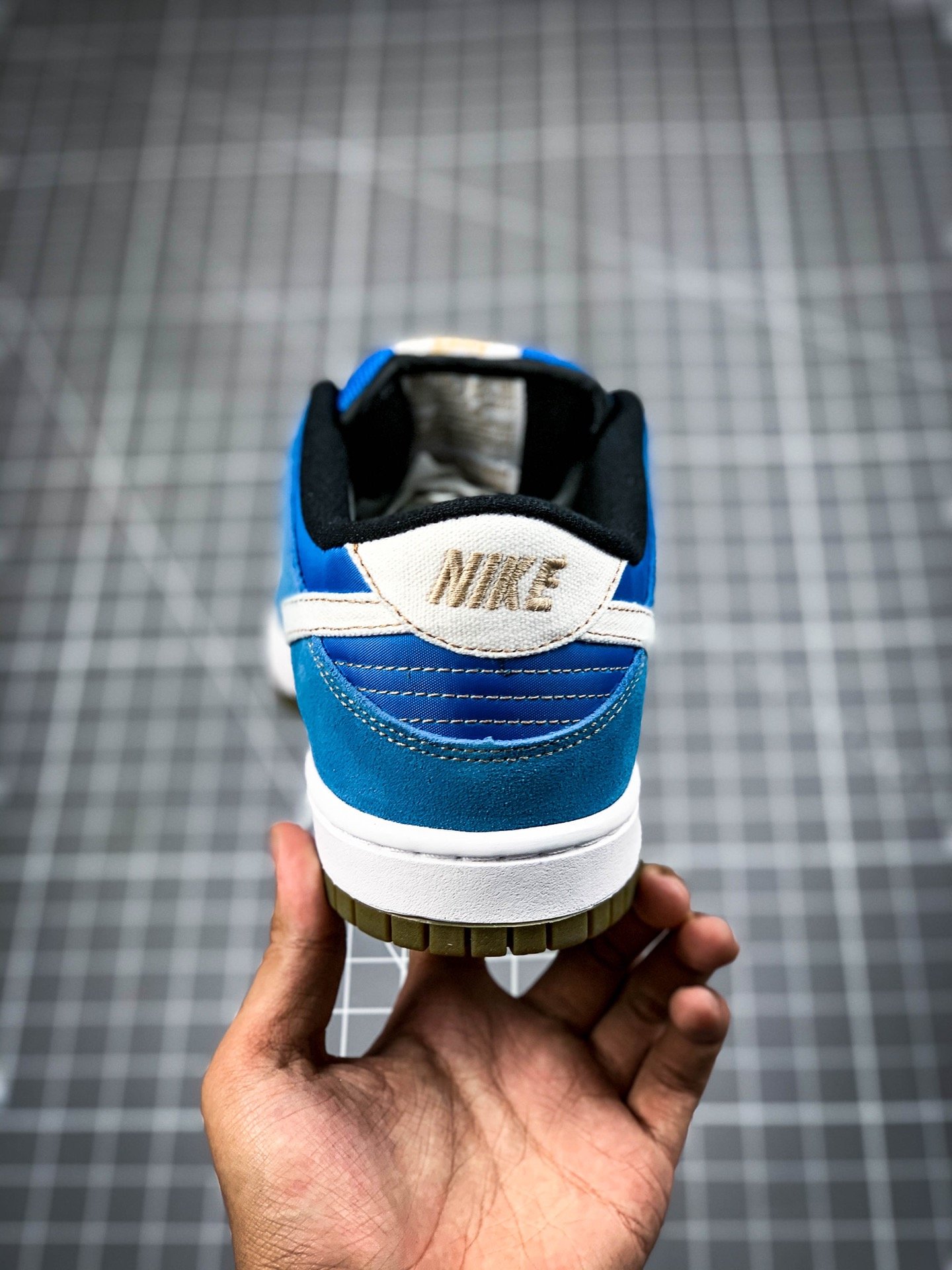 Sb Dunk Low Pro Chun Li Argon Blue/White 9