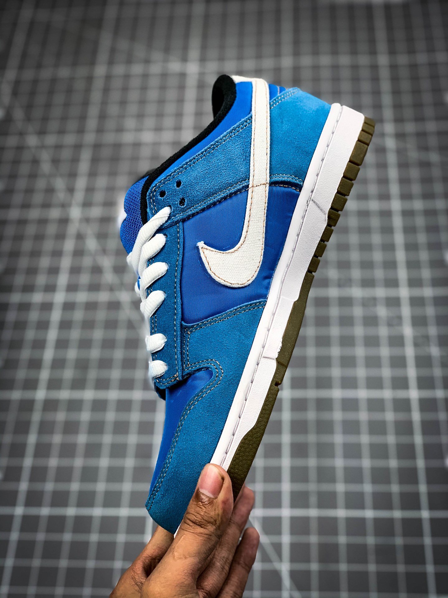 Sb Dunk Low Pro Chun Li Argon Blue/White 17