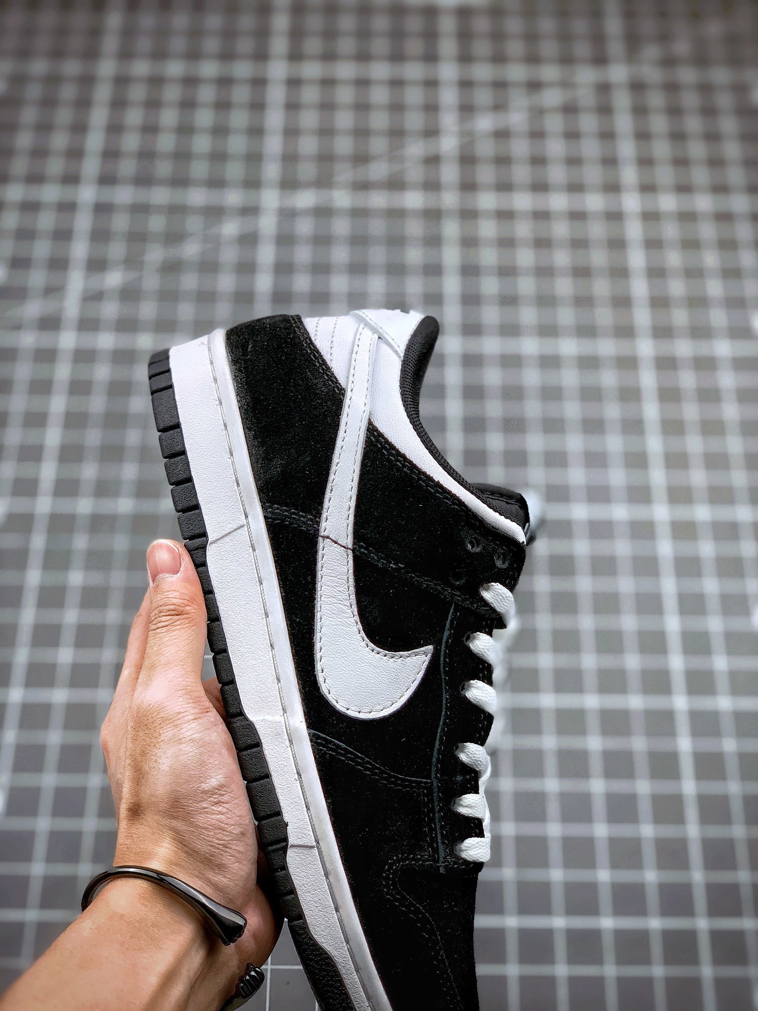 Suede Material Sb Zoom Dunk Low Gs Black/Black/White 17