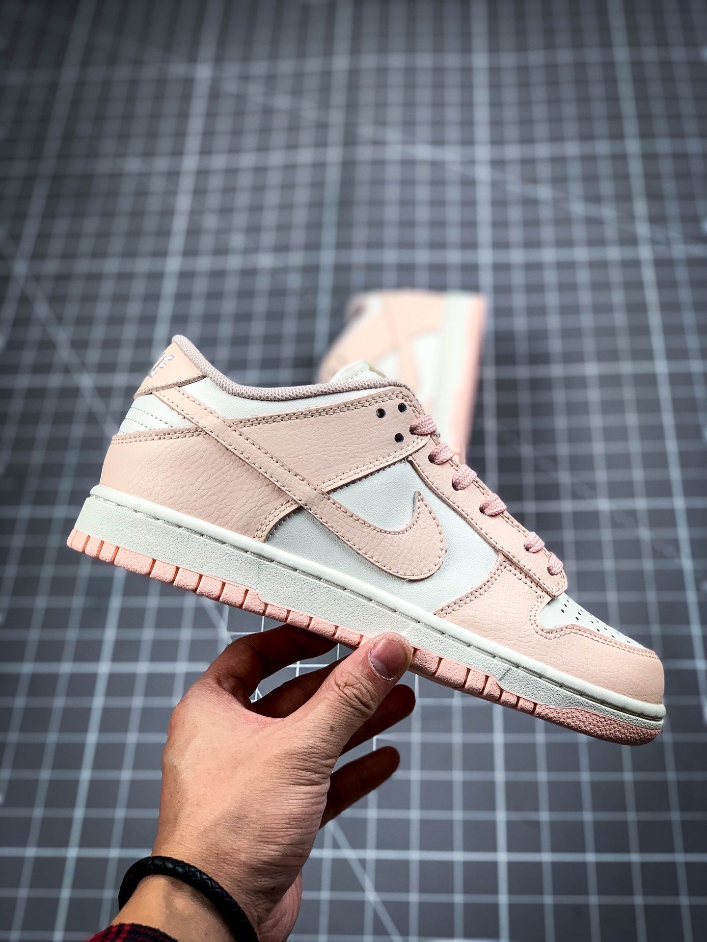 Jeff Staple X Sb Dunk Low Pink/White Pigeon 7