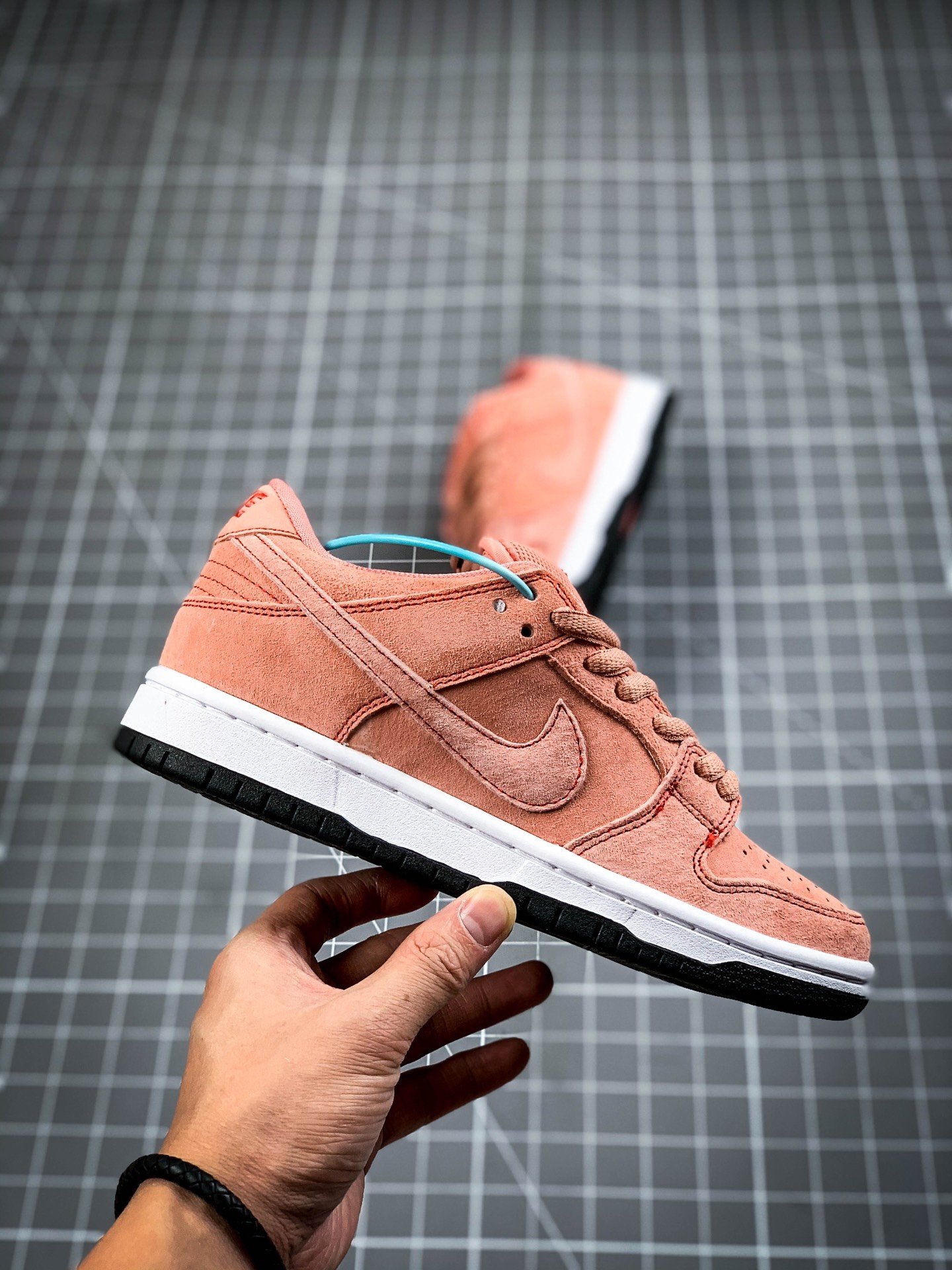 Dunk Sb Low Pro Pink/Red-White 7