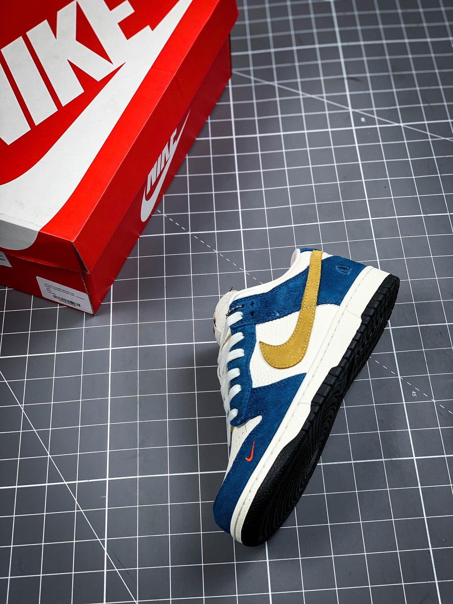 Kasina X Dunk Low Industrial Blue Sail/University Gold-Industrial Blue 15