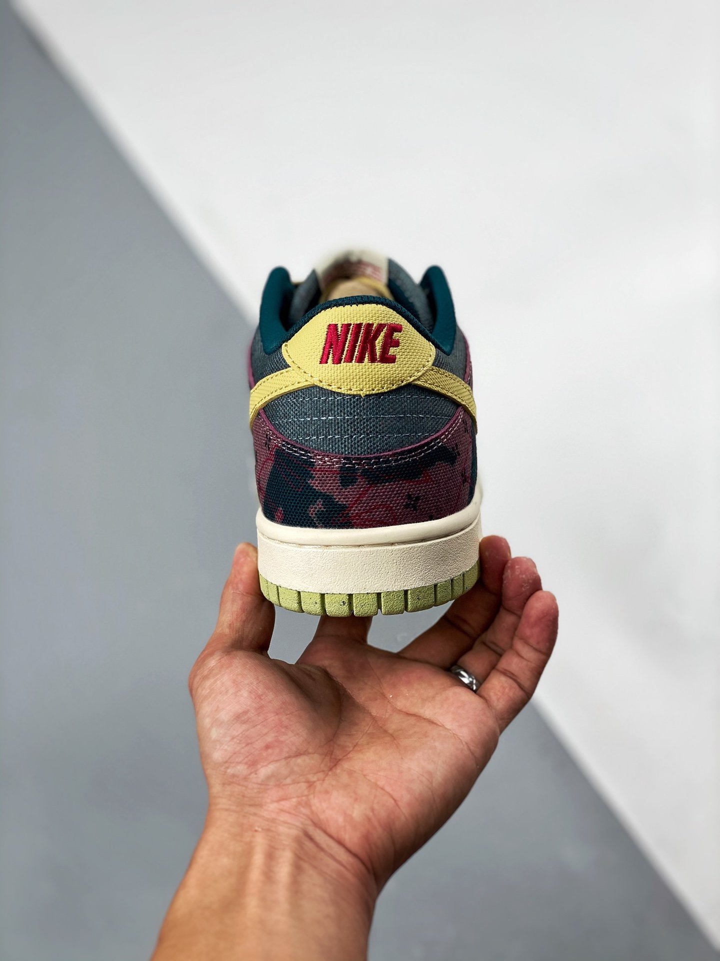 Sb Dunk Low Sp Lemon Wash Multi-Color/Midnight Turquoise-Cardinal Red 9