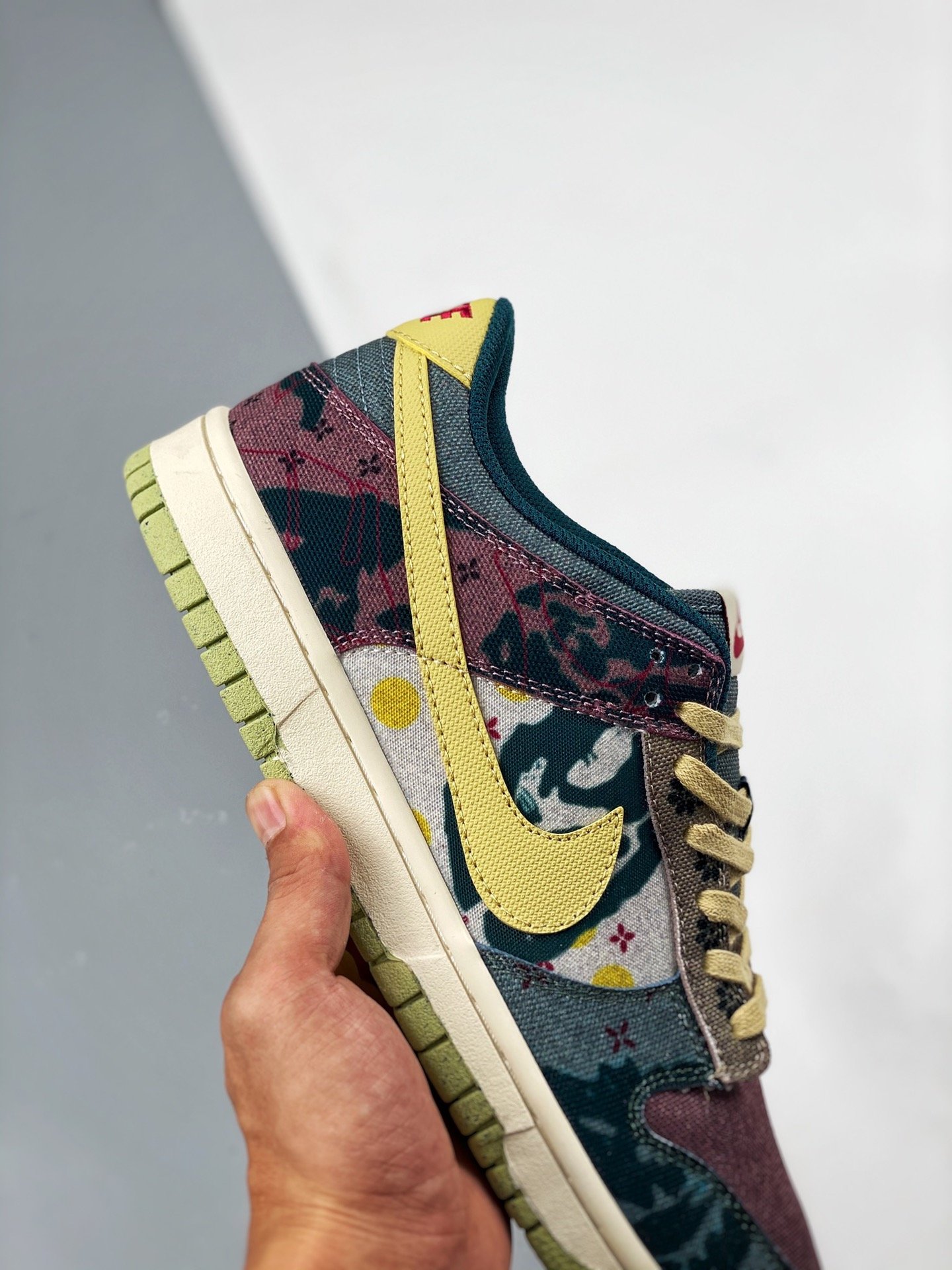 Sb Dunk Low Sp Lemon Wash Multi-Color/Midnight Turquoise-Cardinal Red 11