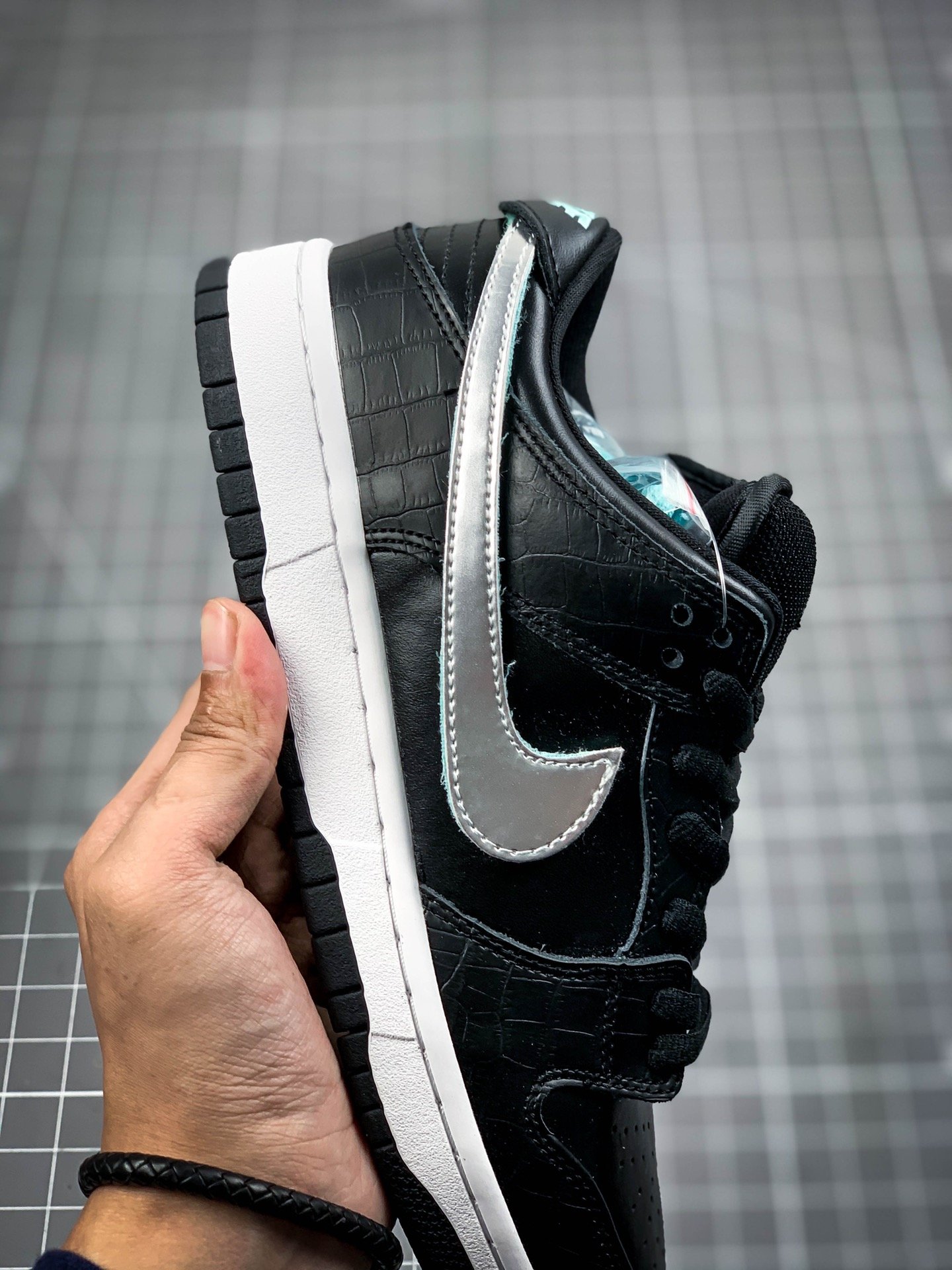 Diamond Supply Co. X Dunk Low Pro Sb Black Diamond Black/Chrome-Black 5