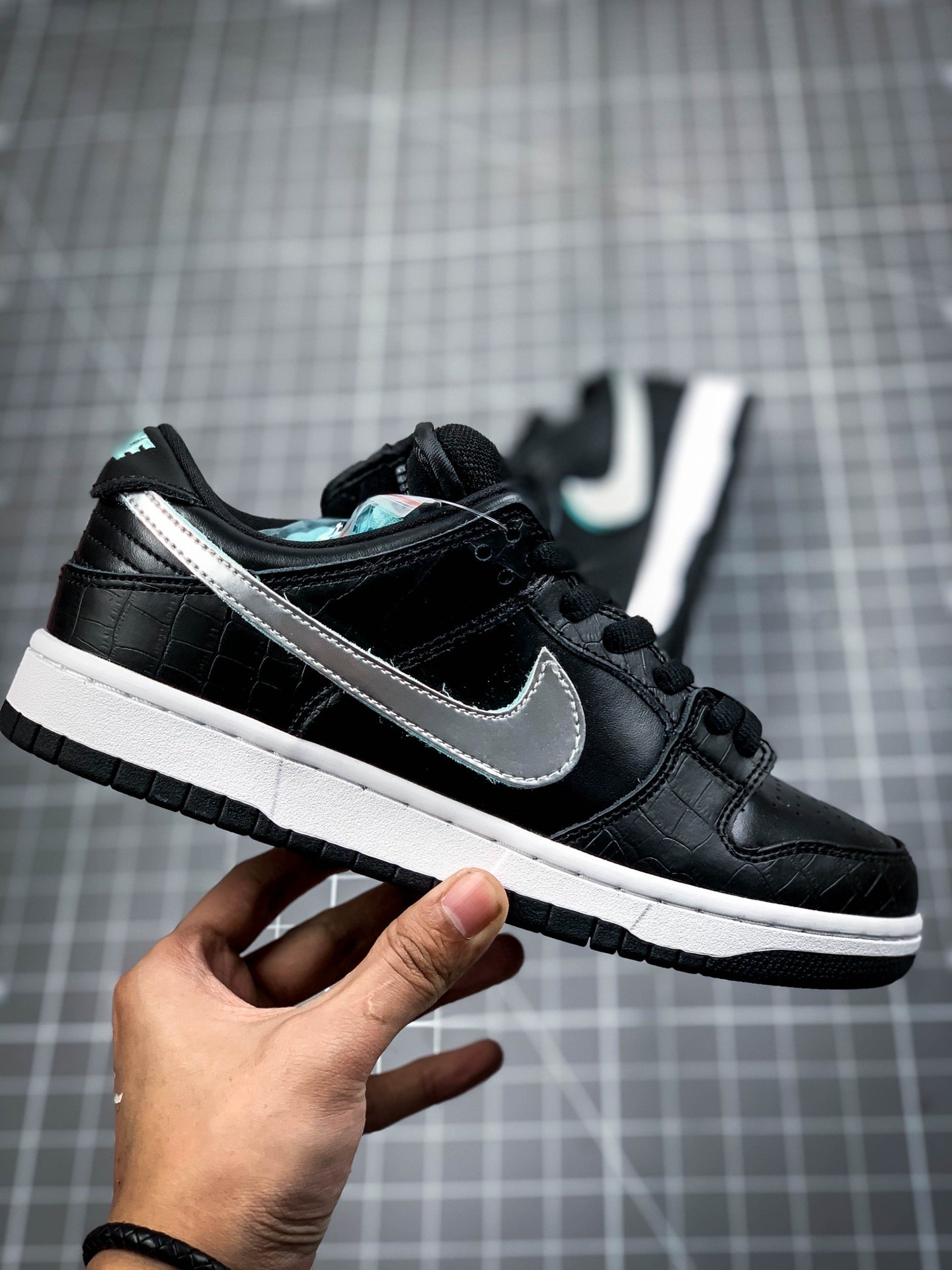 Diamond Supply Co. X Dunk Low Pro Sb Black Diamond Black/Chrome-Black 13