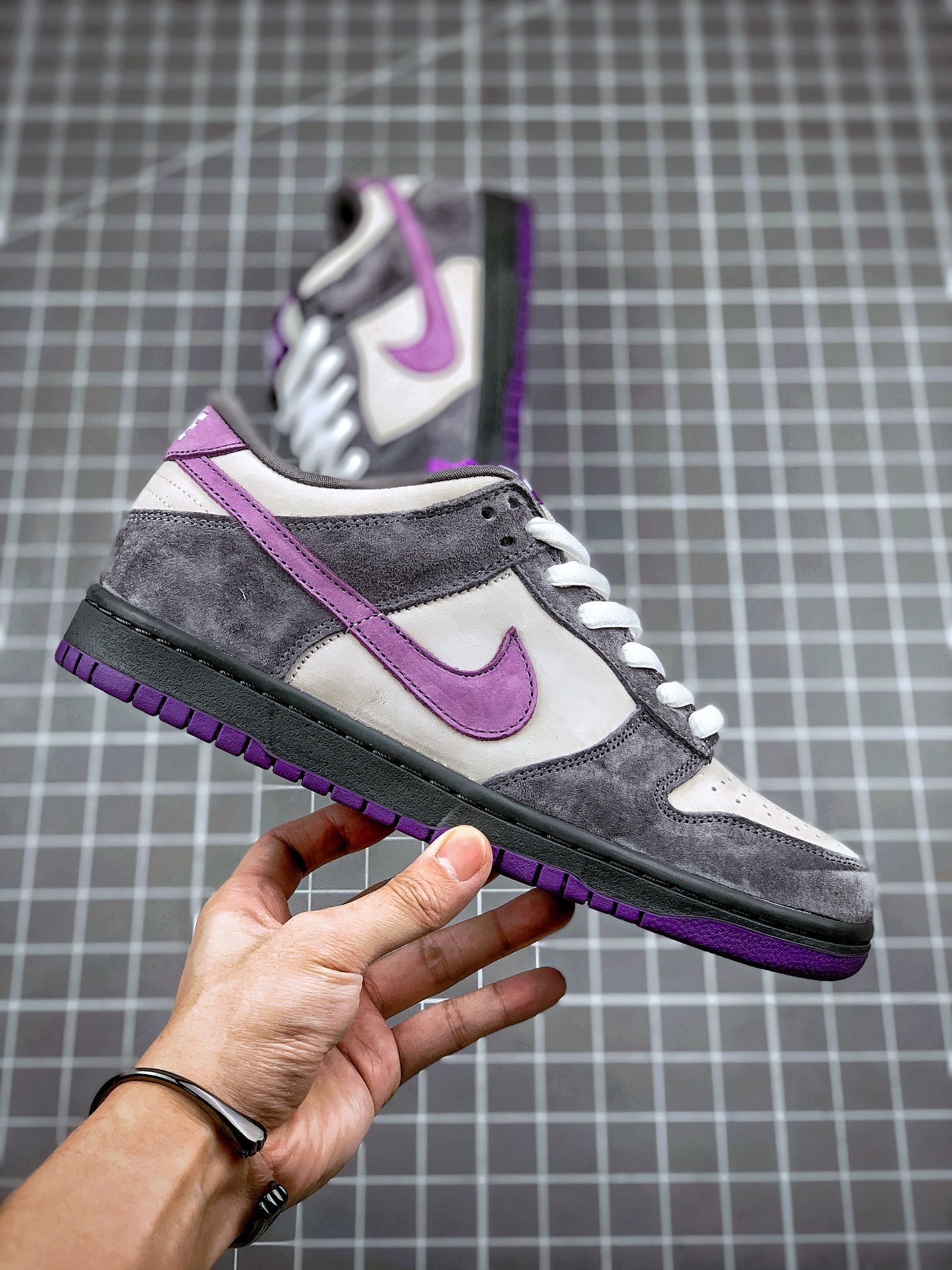 Dunk Low Pro Sb Purple Pigeon Light Graphite/Prism Violet 13